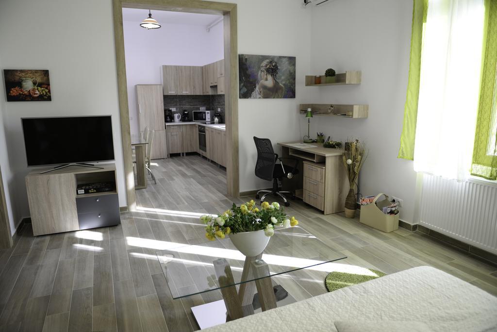 Central Park Apartments Cluj-Napoca Habitación foto
