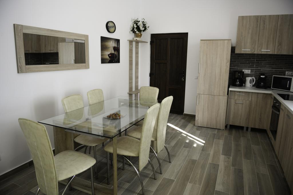 Central Park Apartments Cluj-Napoca Habitación foto